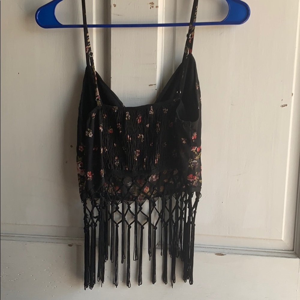 Crop top - Picture 2 of 3